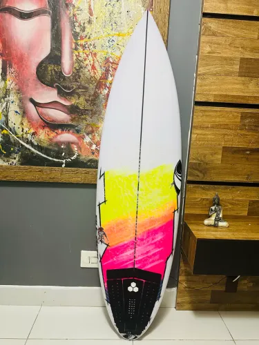 Prancha de surf Sharpeyer novíssima