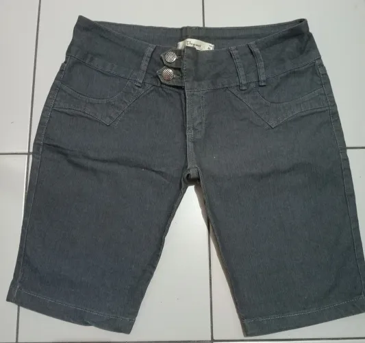 Bermuda Jeans Preta Feminina