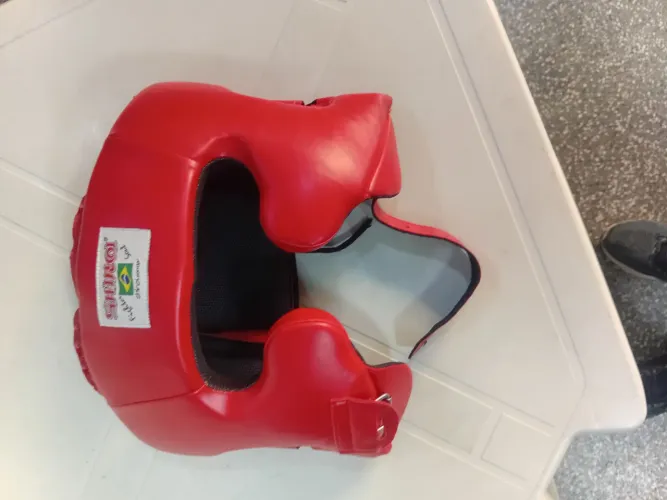 Protetor de cabeça- boxe etcetc 