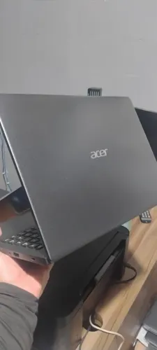 Notebook acer ryzen 5 com video integrado (roda uns game)