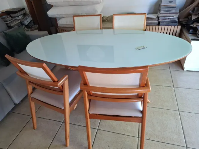 Mesa de jantar orgânica 1.70 x 90