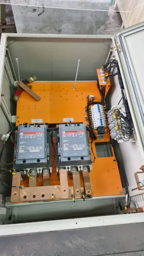  Painel de Transferência e Contatores