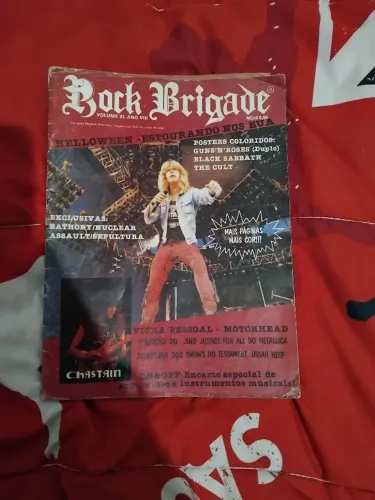 Revista Rock Brigade ( Capa Helloween)