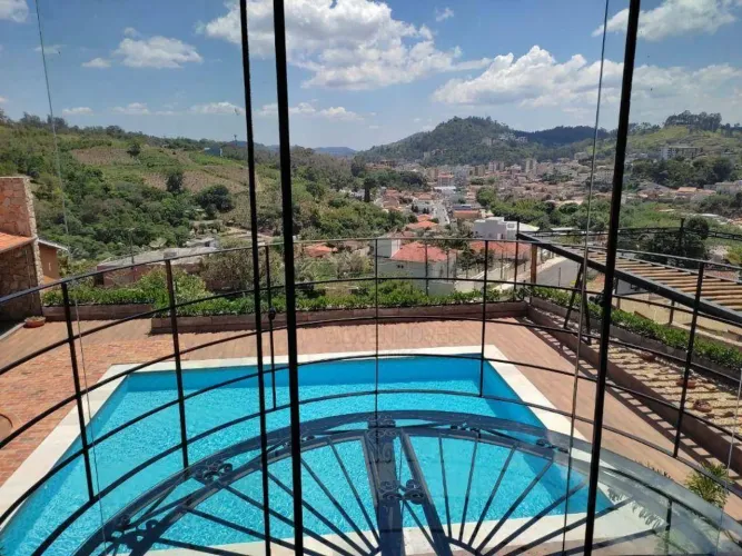 Casa à venda- Jardim Gustavo - Serra Negra/SP