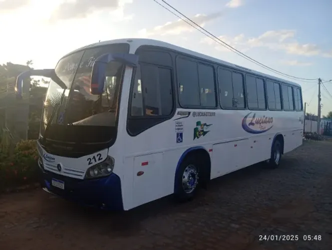 Ônibus Neobus Spectrun Road 2007