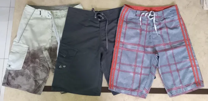 Desapego 3 bermudas surfista tactel verde claro tam 36 e 2 tam 38 (cinza escuro e xadrez)