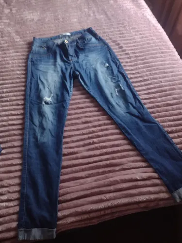 Calça jeans feminina reta