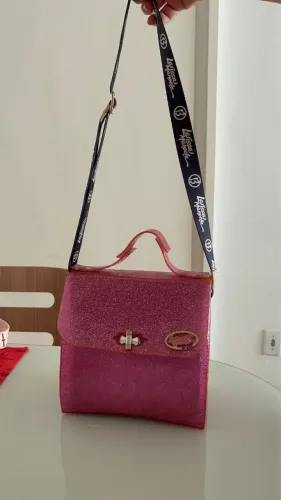 Bolsa a venda