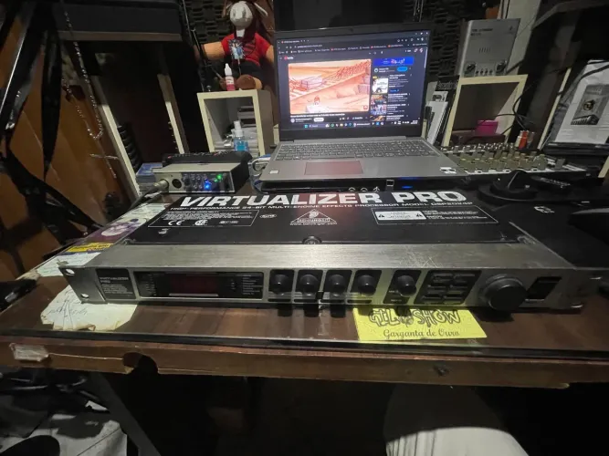 Behringer Virtualizer Pro DSP2024P
