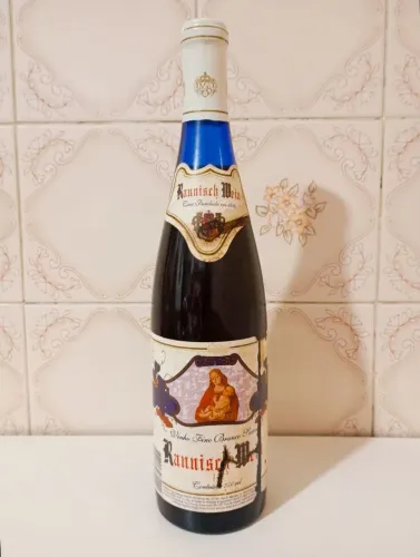Antiga Garrafa De Vinho Fino Branco Suave Rannisch Mein - Lacrada
