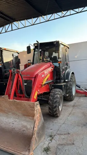 RETROESCAVADEIRA MANITOU MBL-X-900 ANO 2023