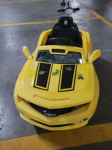 Carrinho elétrico - camaro