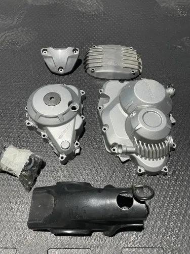 Partes de um motor/ moto 160 