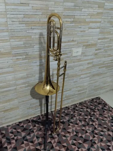 Trombone Tenor Sib Shelter
