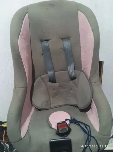 Cadeira de carro pra criança