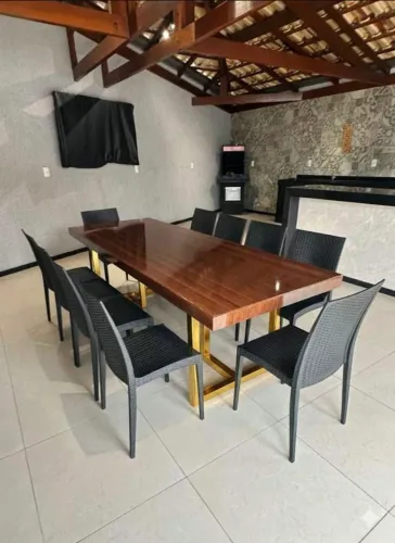 Mesa de ardósia pintada cor de madeira 