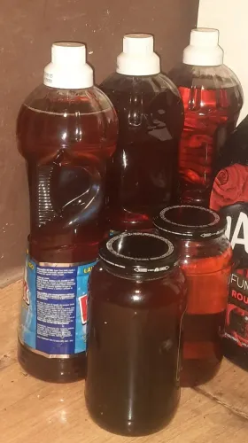 Vende-se óleo de cozinha usado, aceito cartão 