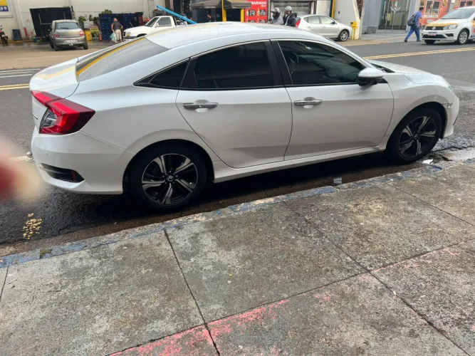 Honda Civic Sedan Touring 1.5 Turbo 16V Aut.4p 2018