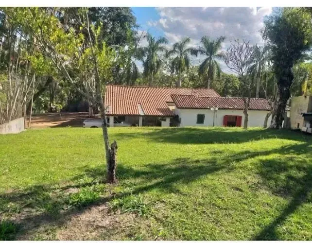Casa de condomínio para venda possui 500 metros quadrados em Recreio - Ibiúna - SP