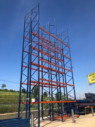 TEMOS 1,000 POSIÇÕES DE PORTA PALLET FABRICANTE ÁGUIA (MODELO NOVO)