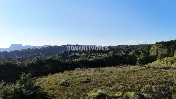 Terreno com Vista para a Pedra do Baú na Região do Alto da Boa Vista - Campos do Jordão/SP