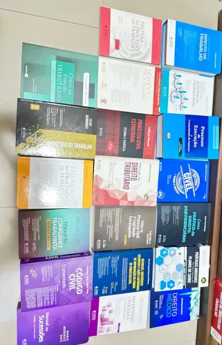 Livros de Direito - Diversos temas