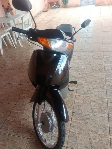 Honda biz 100 es