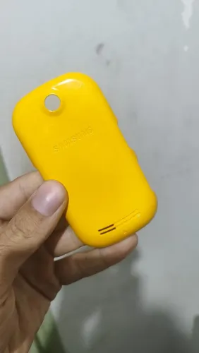 Capa Amarela Samsung