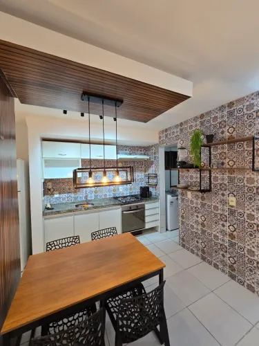 apartamento na cobertura incrível, com vistas para a cidade. (temporada)