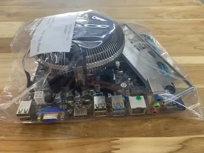 PLACA MÃE DESKTOP 1155 H61 Ddr3 Hdmi  / Suporta Processador Core I3 I5 I7 2ª/3ª Ger