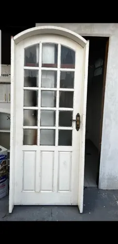 Porta de Madeira Completa