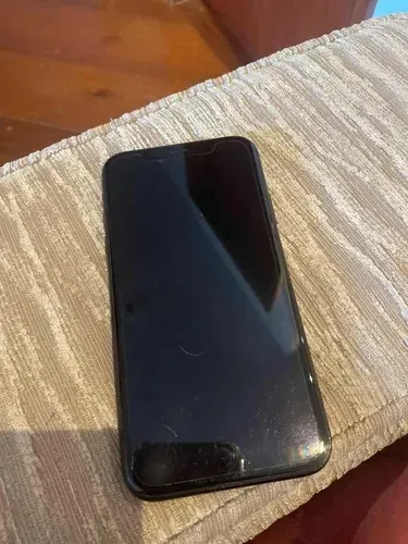 iPhone XR 64MB