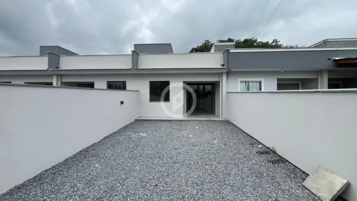 Casa à venda no bairro Beira Rio - Guaramirim/SC