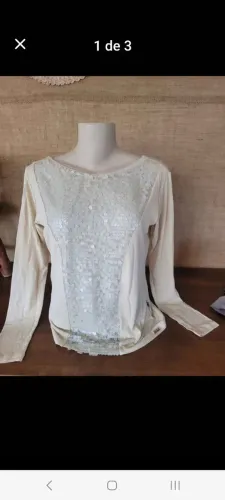 Blusa feminina de manga longa Bordada de lantejoulas.