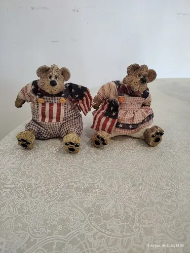 Par de bonecos decorativos da marca Russa Berrie