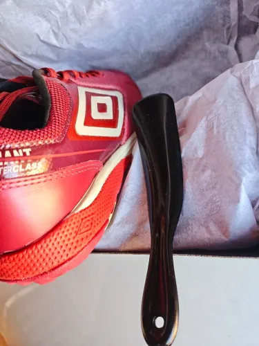 Chuteira umbro pro