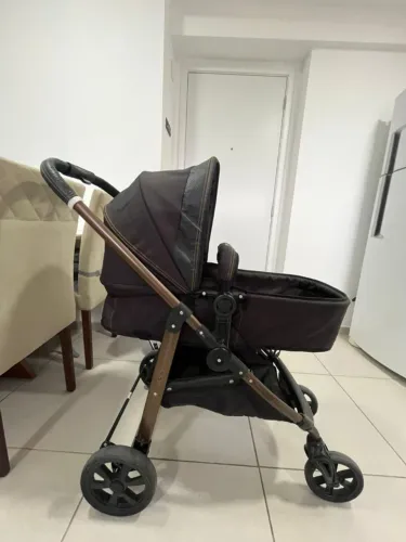 VENDE-SE BEBÊ CONFORTO + MOYSES - GALZERANO - 650,00