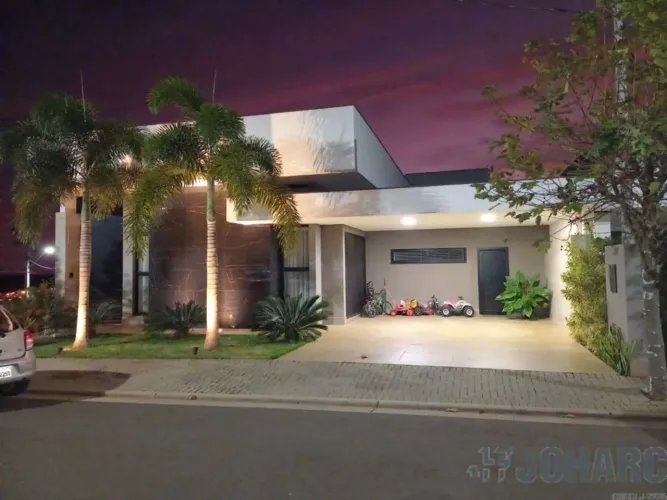 Casa Residencial com 3 quartos à venda por R$ 1800000.00, 214.00 m2 - JARDIM ESPANHA - APU
