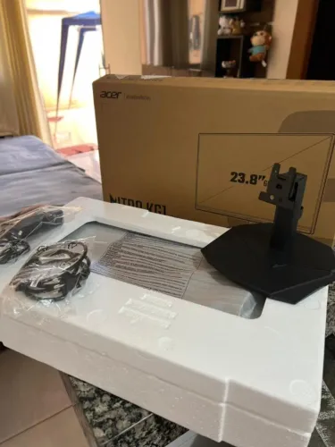 Acer Nitro 180Hz novo