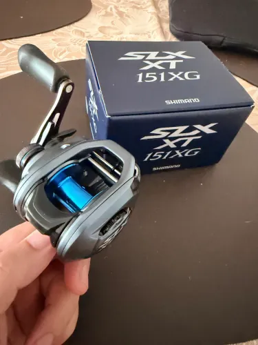 Carretilha SLX XT 151xg
