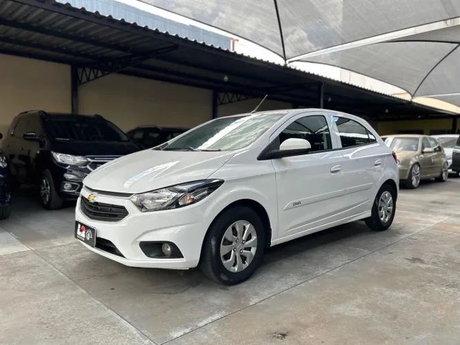 Chevrolet Onix Hatch LT 1.0 12V Flex Mec. 4P 2018
