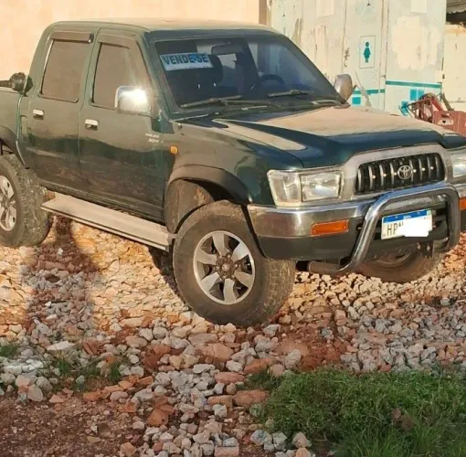 Toyota Hilux CD SRV 4X4 3.0 8V 116cv TB Diesel 2002