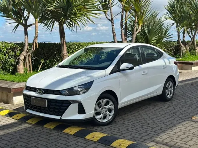 Hyundai HB20S Comfort Plus 1.0 Flex 12V Mec. 2025