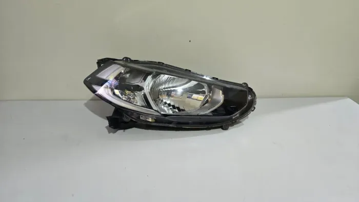 Farol direito Wrv / WR-V 2018/2019/2020/2021/2022/2023/2024