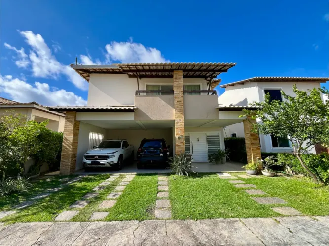 Casa 4 quartos, piscina e 330 m² no Condomínio Biratan Carvalho