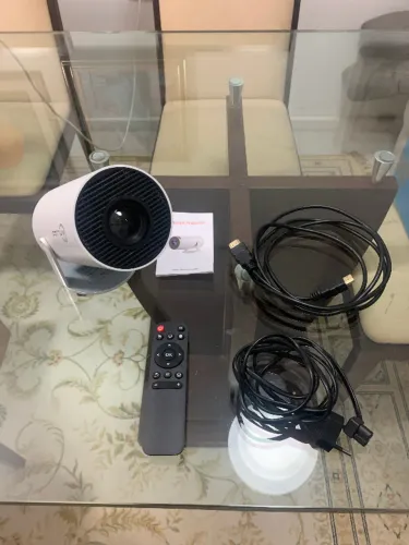 Projetor HY300 Magcubic 4K HD WiFi Bluetooth Até 150 Polegadas Bivolt Celular TV Box Xbox