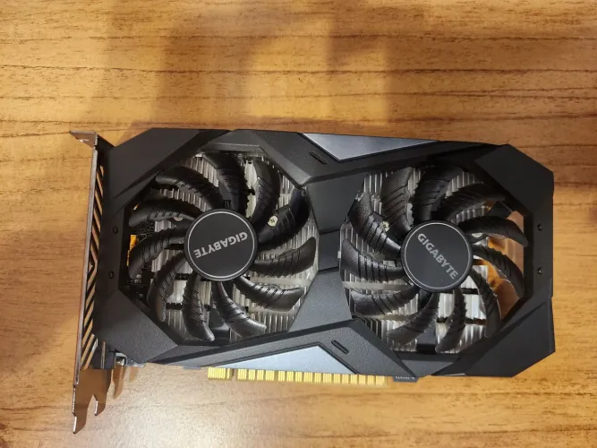 Placa de vídeo GTX1650 4gb