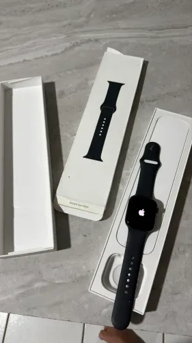 Apple Watch 7 45mm + GPS