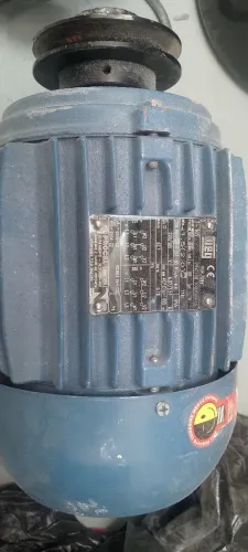 Motor 3 cv trifásico 220v