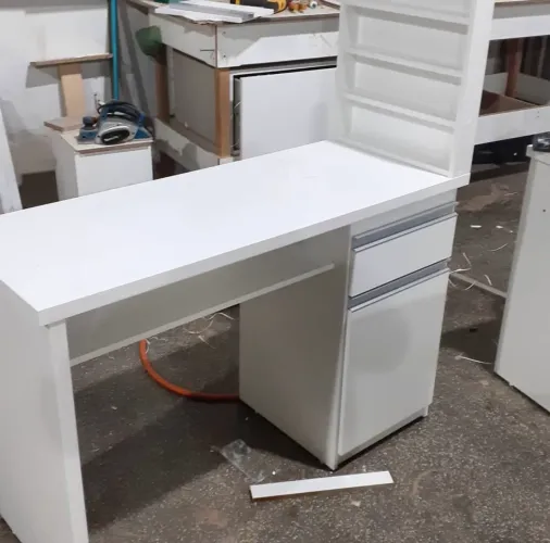 Mesa para manicure